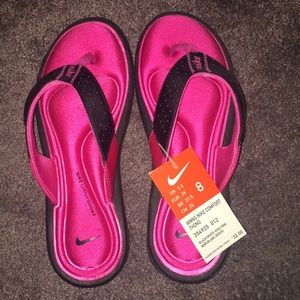 Nike Hot Pink Thong Flipflops